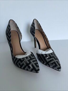 New INC International Concepts Black Gray Maze Pointed-Toe heels
